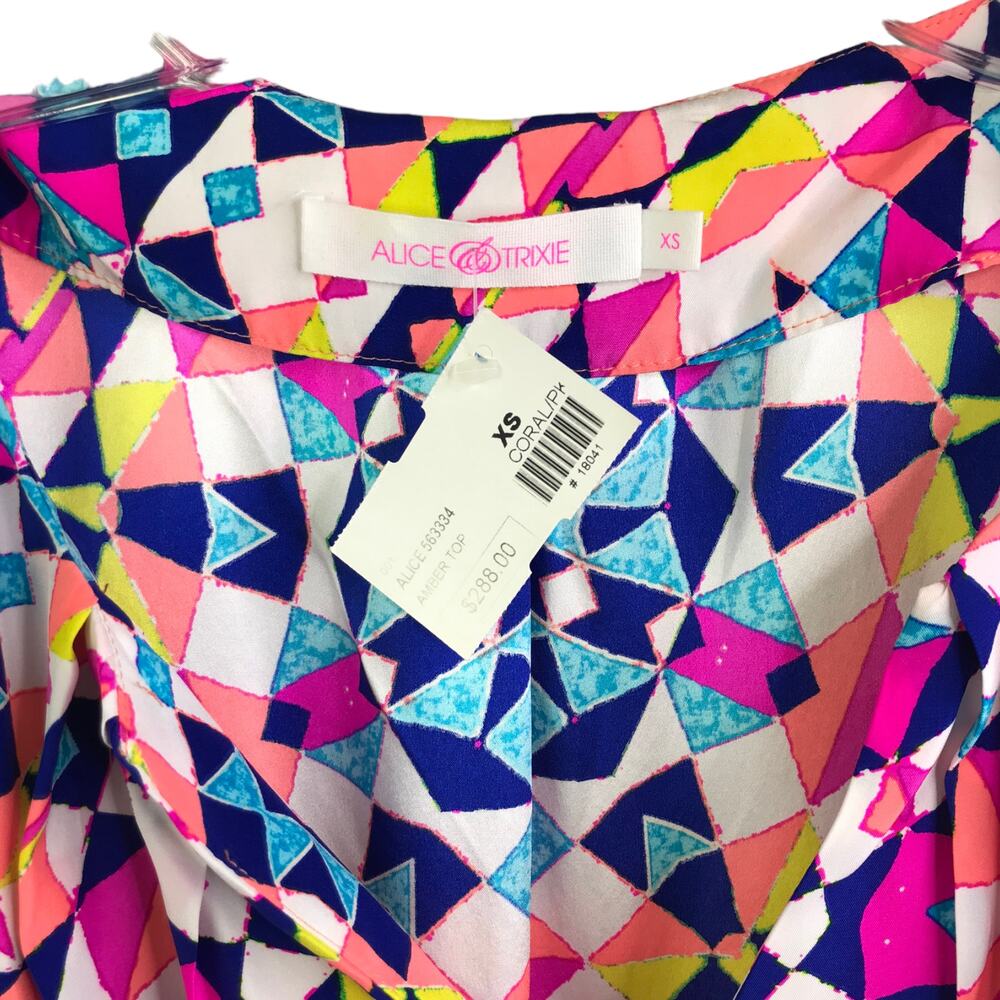 Alice + Trixie Women's XS Amber Top Long Sleeve Coral Silk V-Neck Geometric NWT - Picture 8 of 9
